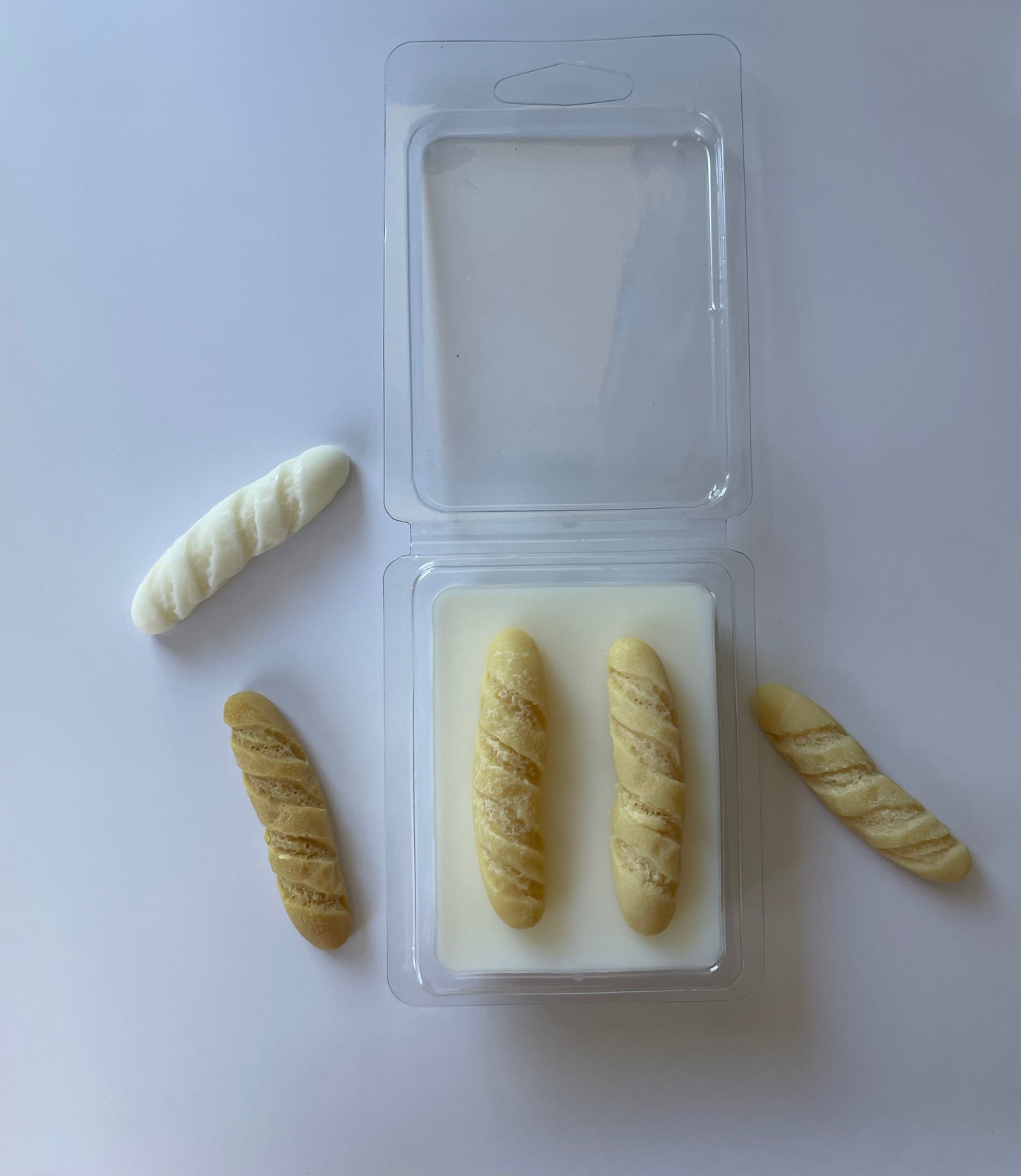 Oui oui baguette — fondant tablette artisanal · Brioche au beurre · Cire soja & coco